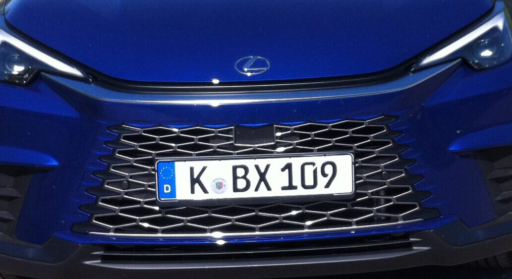 Lexus LBX