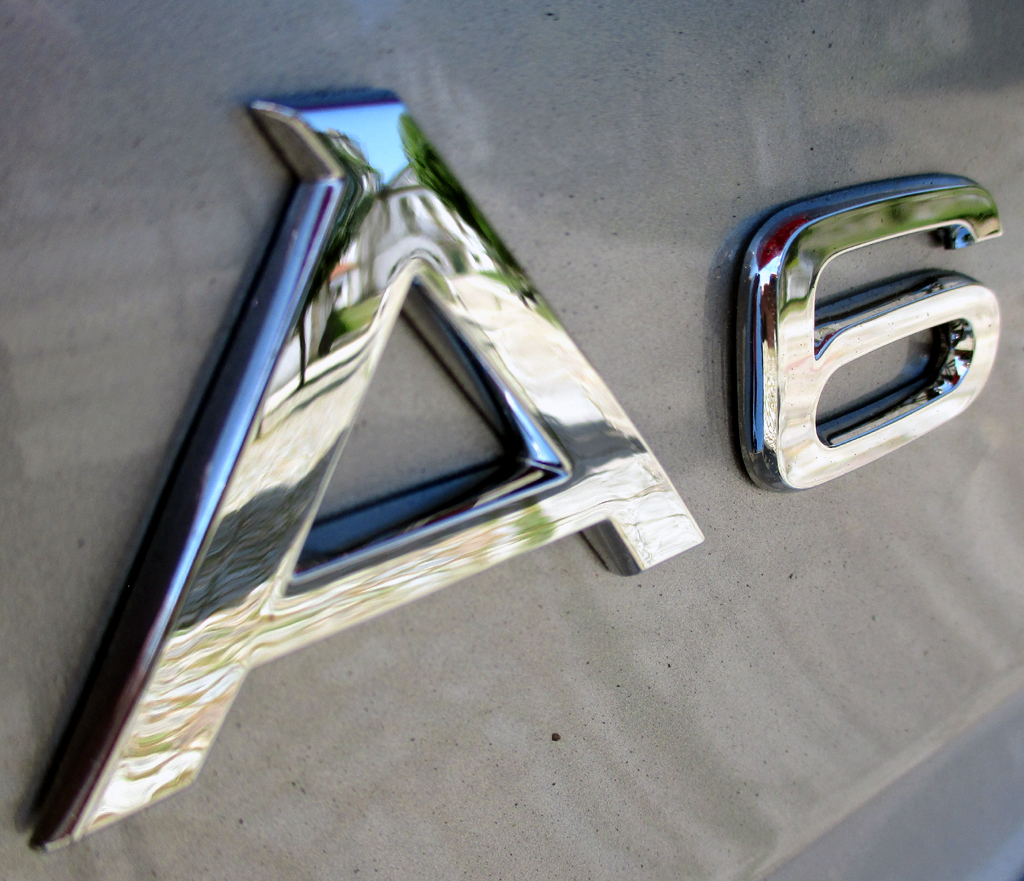 Audi A6: Modellkennung am Heck.
