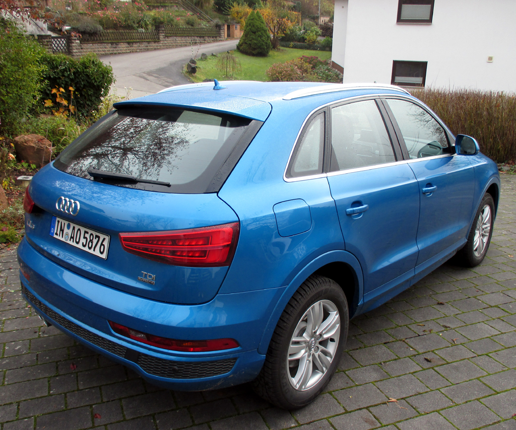 Audi Q3: Heck-/Seitenansicht.