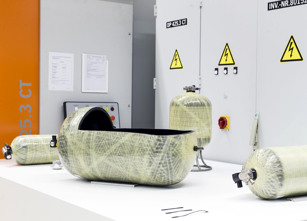 Audi-Qualitätssicherung, Werkstofftechnik: Auch Drucktanks werden analysiert. 