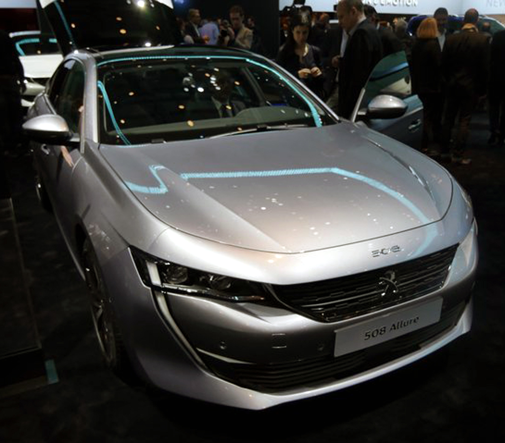 Premiere beim Autosalon in Genf: Peugeot 508.