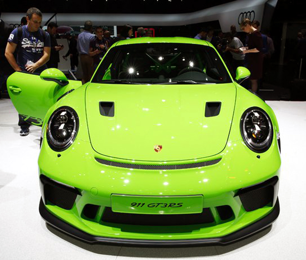 Premiere beim Autosalon in Genf: Porsche 911 GT3 RS.