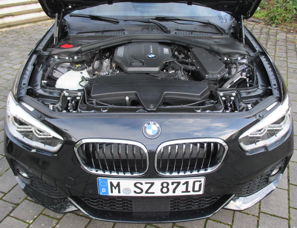 BMW 120d: Blick unter die Haube auf den 2,0-Liter-Selbstzünder.