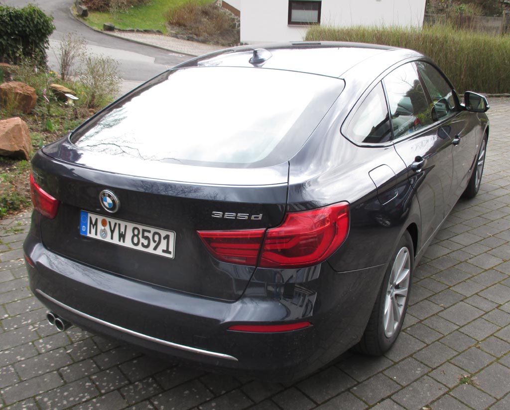 BMW 3er GT: Heck-/Seitenansicht. 