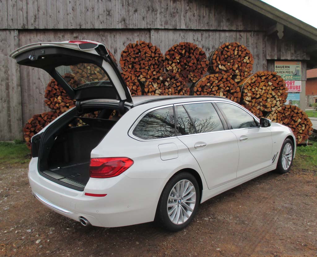 BMW 5er-Touring: Das Gepäckabteil fasst 570 bis 1700 Liter.
