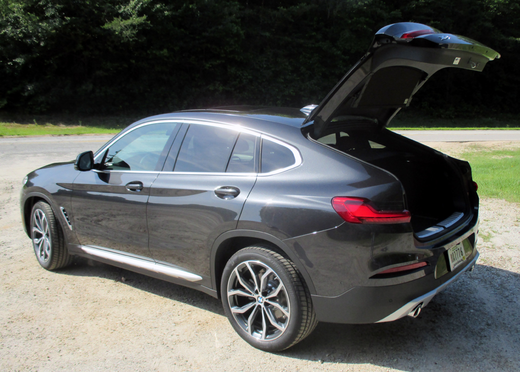 BMW X4: Das Gepäckabteil fasst 525 bis 1430 Liter.