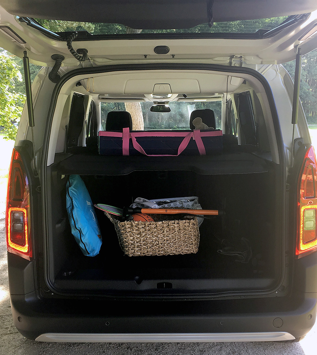 Citroën Berlingo: Das Gepäckabteil fasst 775 beziehungsweise 1050 bis 4000 Liter.