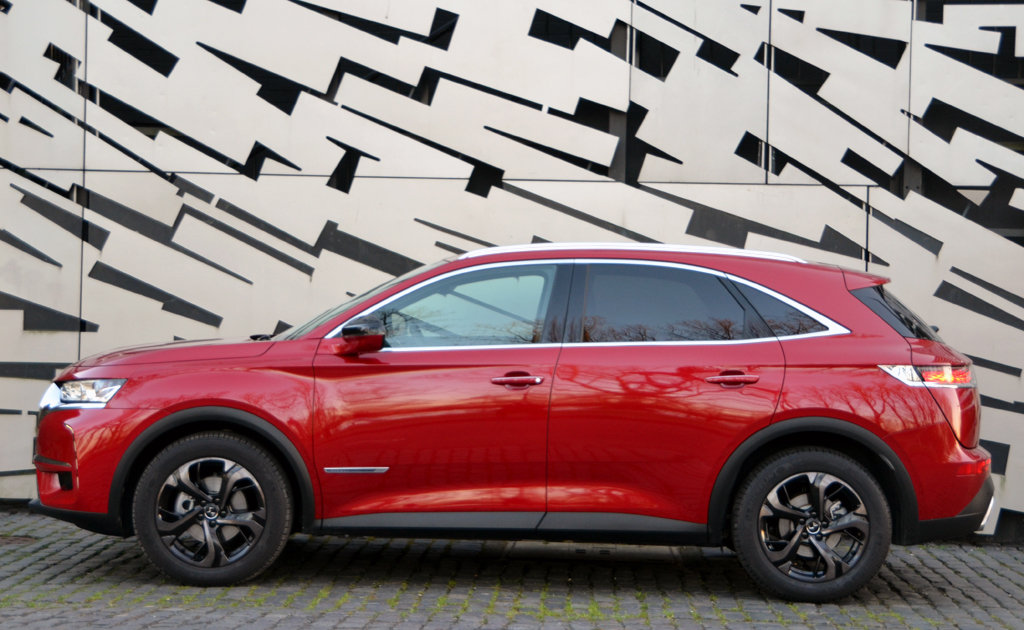 DS7 Crossback: Und so sieht der fünftürige Fünfsitzer von der Seite aus.