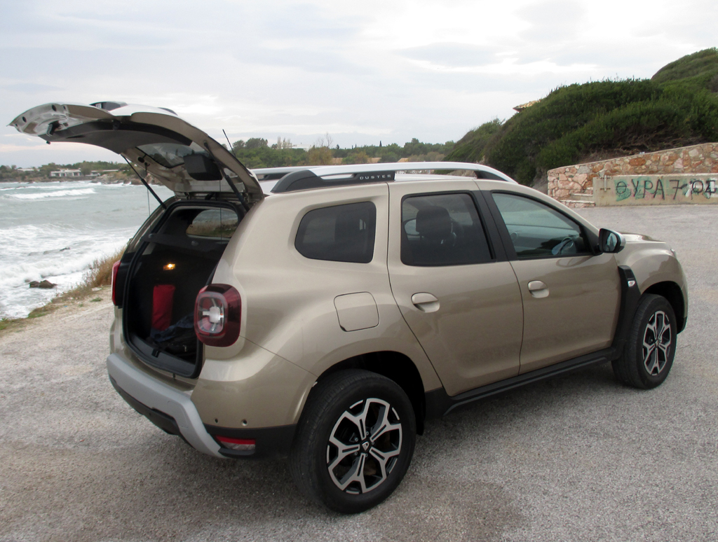 Dacia Duster: Das Gepäck fasst je nach Antriebsart 376 bis 1501 Liter.
