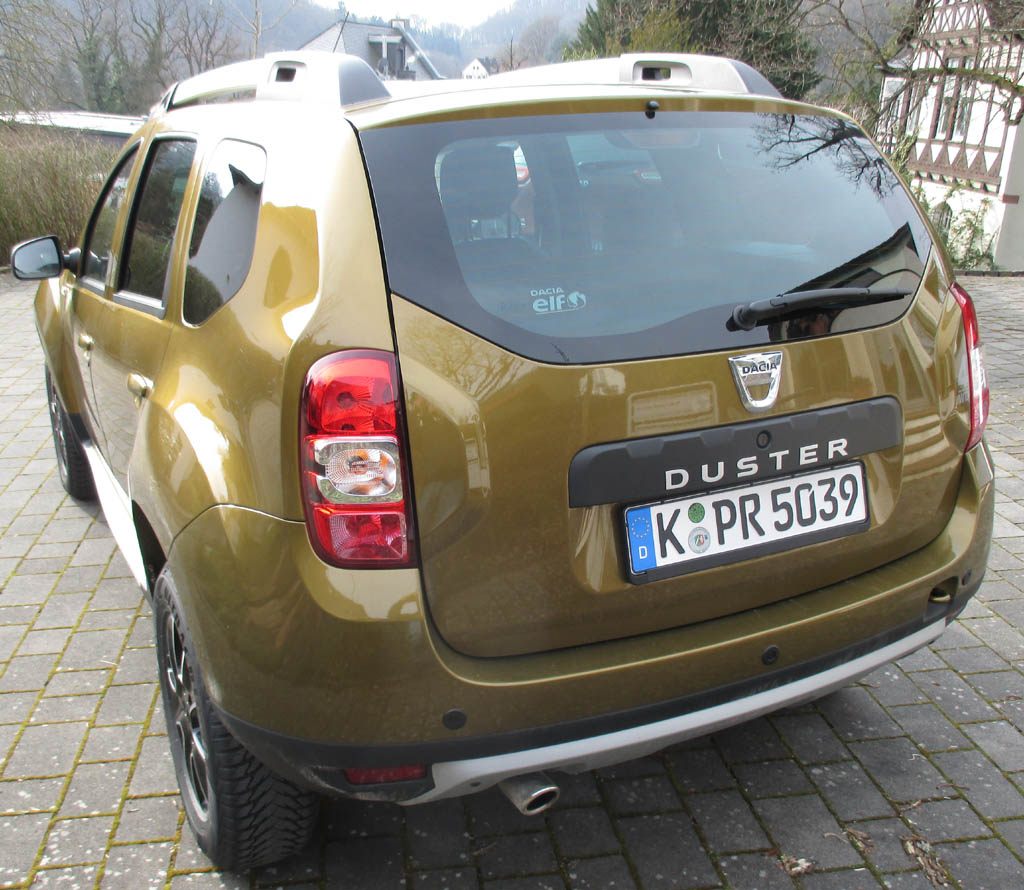 Dacia Duster: Heck/Seitenansicht.