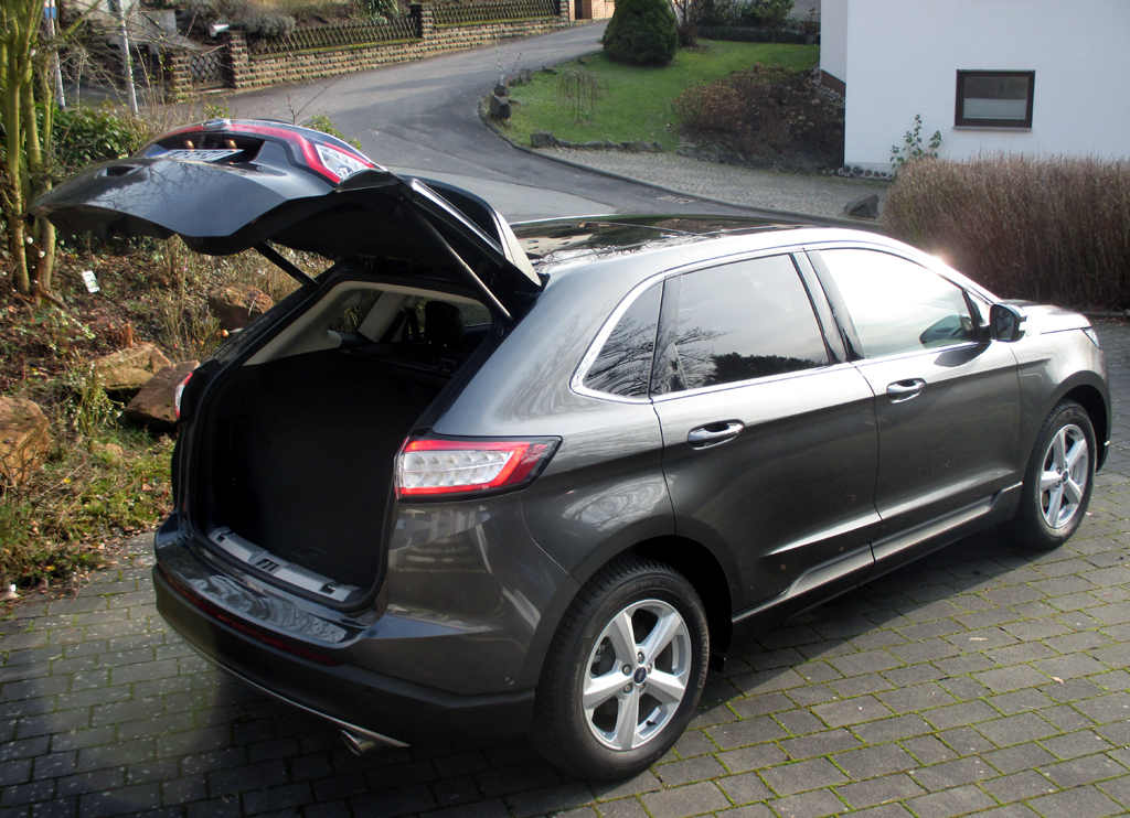 Ford Edge: Das Gepäckabteil fasst stattliche 602 bis 1847 Liter.