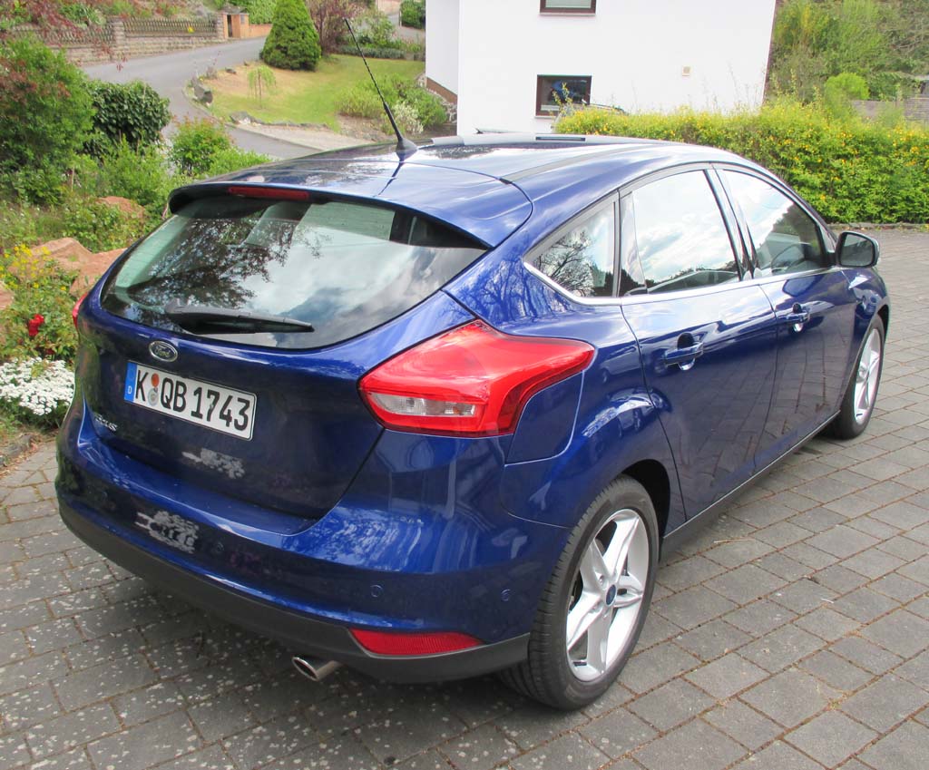 Ford Focus: Heck-/Seitenansicht.