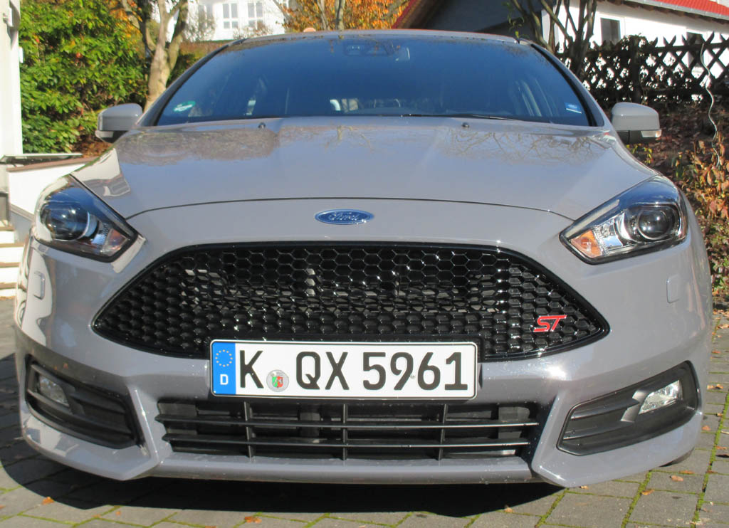 Ford Focus ST: Blick auf die Frontpartie.