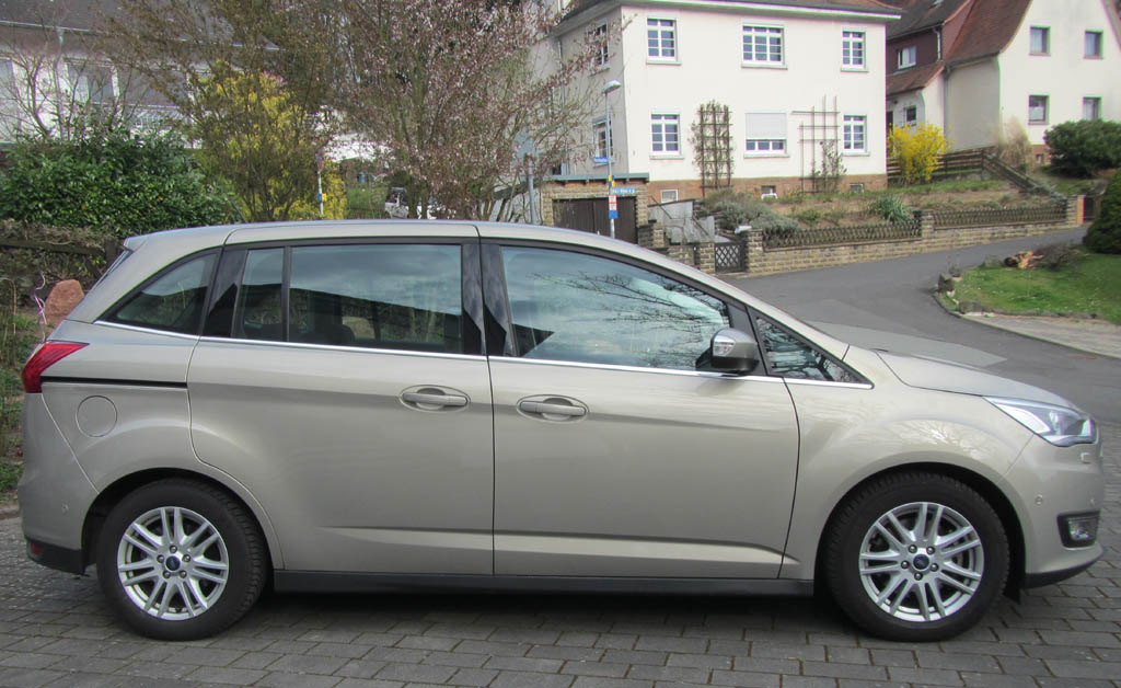 Ford Grand C-Max: Blick ins übersichtlichere Cockpit.