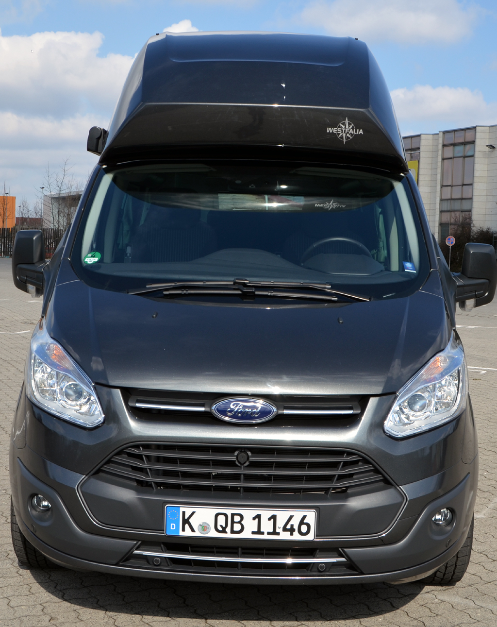 Ford Nugget: Blick auf die Frontpartie. Fotos: Kuwatsch