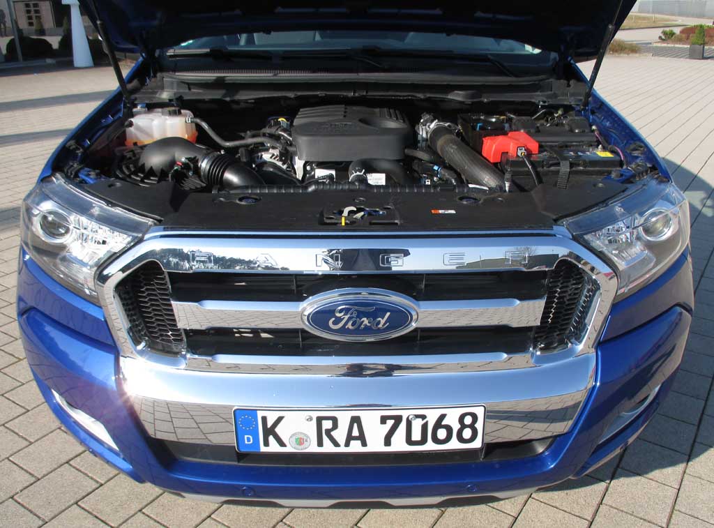 Ford Ranger: Blick unter die Haube, hier bei einem der Vierzylinder-Turbodiesel.