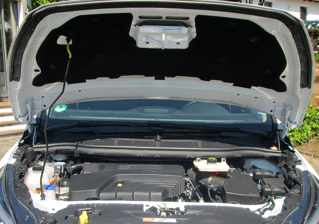 Ford S-Max: Blick unter die Haube auf den 2,0-Liter-Biturbo.