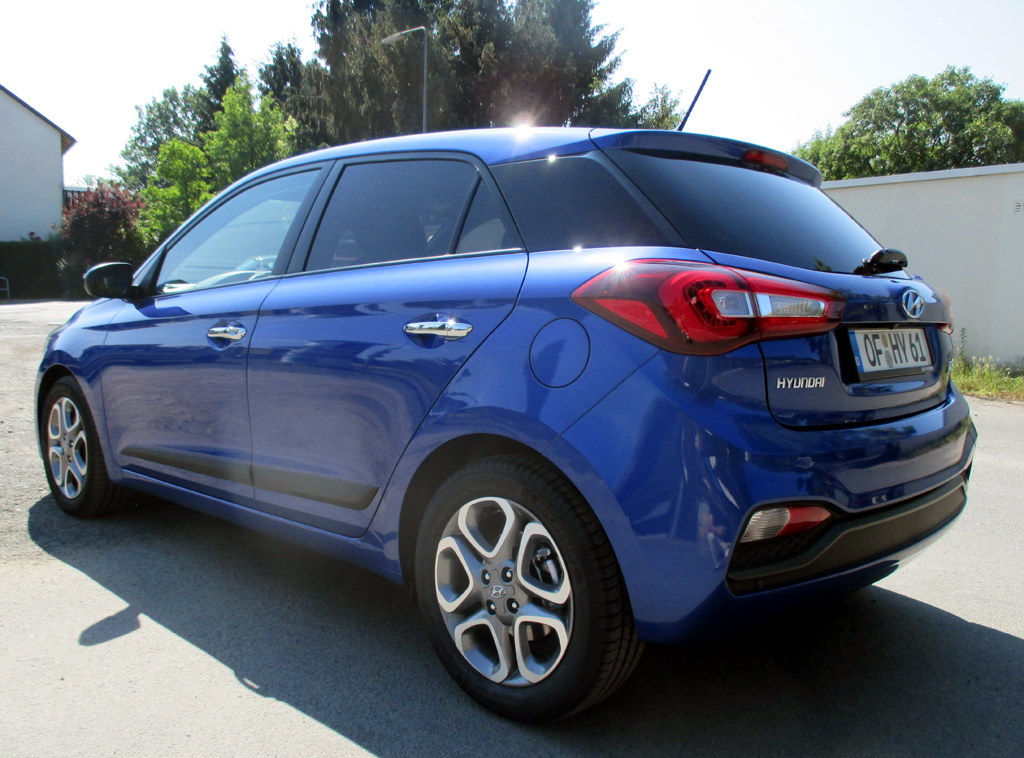 Hyundai i20: Heck-/Seitenansicht.