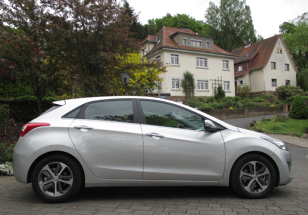 Hyundai i30: Und so sieht das Kompaktmodell von der Seite aus.