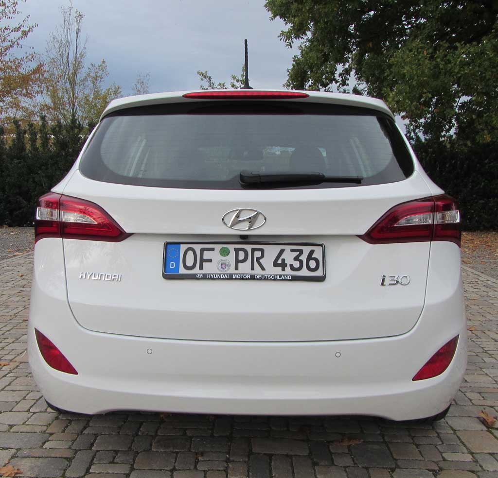 Hyundai i30 Kombi: Blick auf die Heckpartie.
