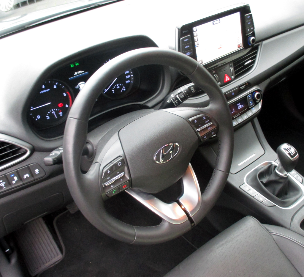 Hyundai i30: Das Cockpit ist sehr übersichtlich gestaltet.