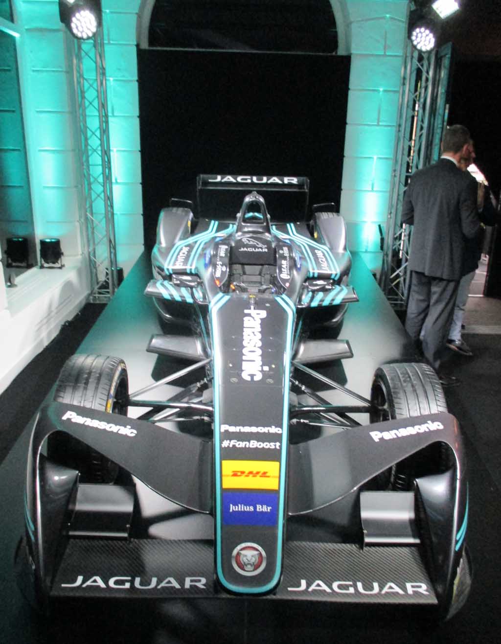 Der Jaguar-Formel-E-I-Type-Rennwagen ist 270 PS stark.