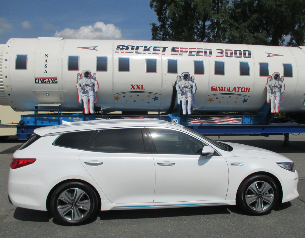 Kia Optima Sportswagon: Und so formschön sieht der Kombi von der Seite aus.