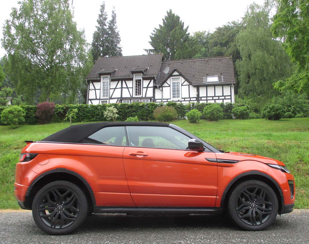 Range Rover Evoque Cabrio: So sieht das neue Modell geschlossen von der Seite aus.