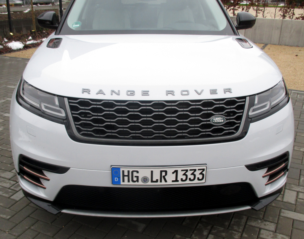 Land Rover Range Rover Velar: Die Front wirkt ziemlich bullig. Fotos: Koch