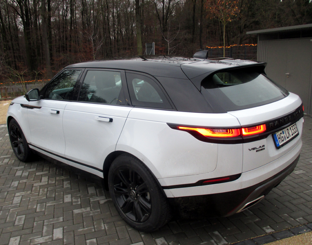 Land Rover Range Rover Velar: Heck-/Seitenansicht.