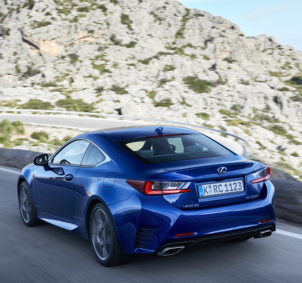 Lexus RC: Heck-/Seitenansicht.