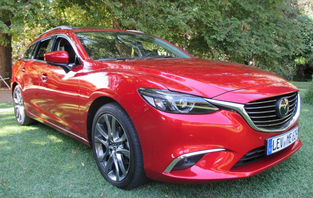Mazda6, hier in der zweiten Karosserievariante als Kombi.