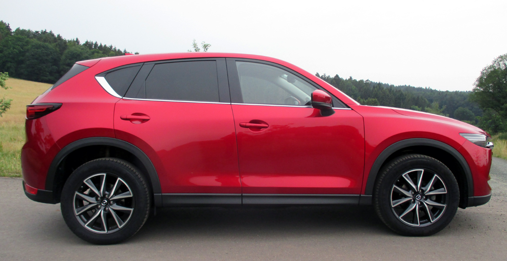 Mazda CX-5: Und so sieht der fünftürige Fünfsitzer von der Seite aus.