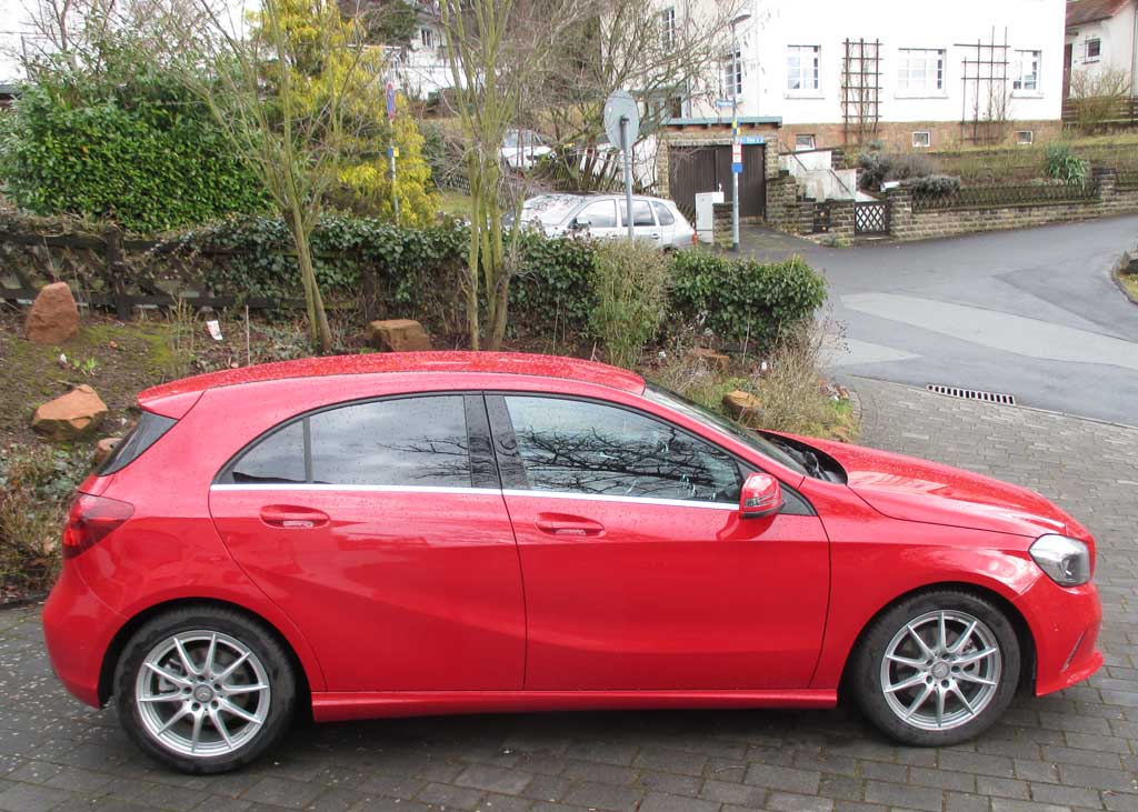 Mercedes A-Klasse: Und so sieht das Kompaktmodell von der Seite aus.