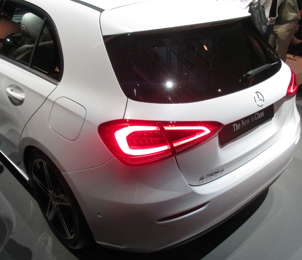 Mercedes A-Klasse: Heck-/Seitenansicht.