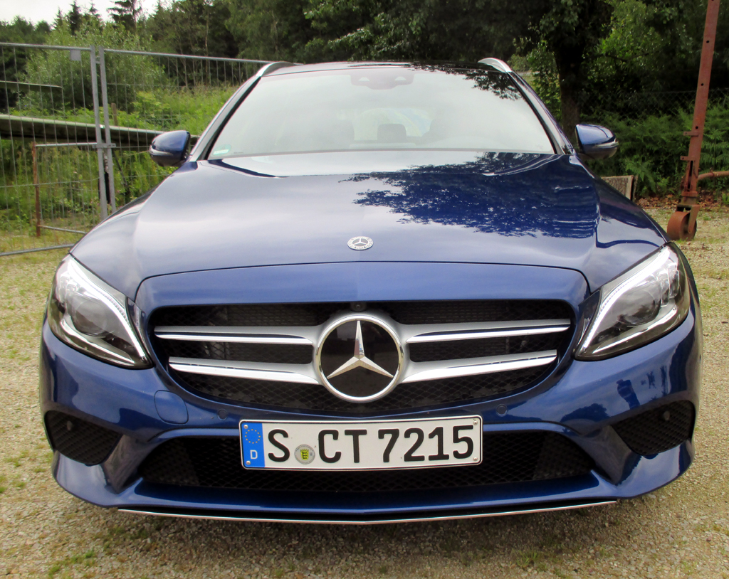 Mercedes C-Klasse: Blick auf die Frontpartie. Fotos: Koch