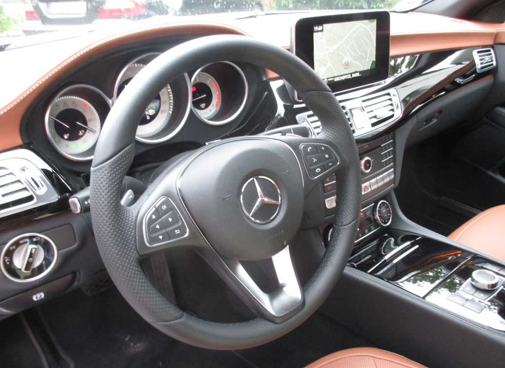 Mercedes CLS: Blick ins nobel-funktionelle Cockpit.