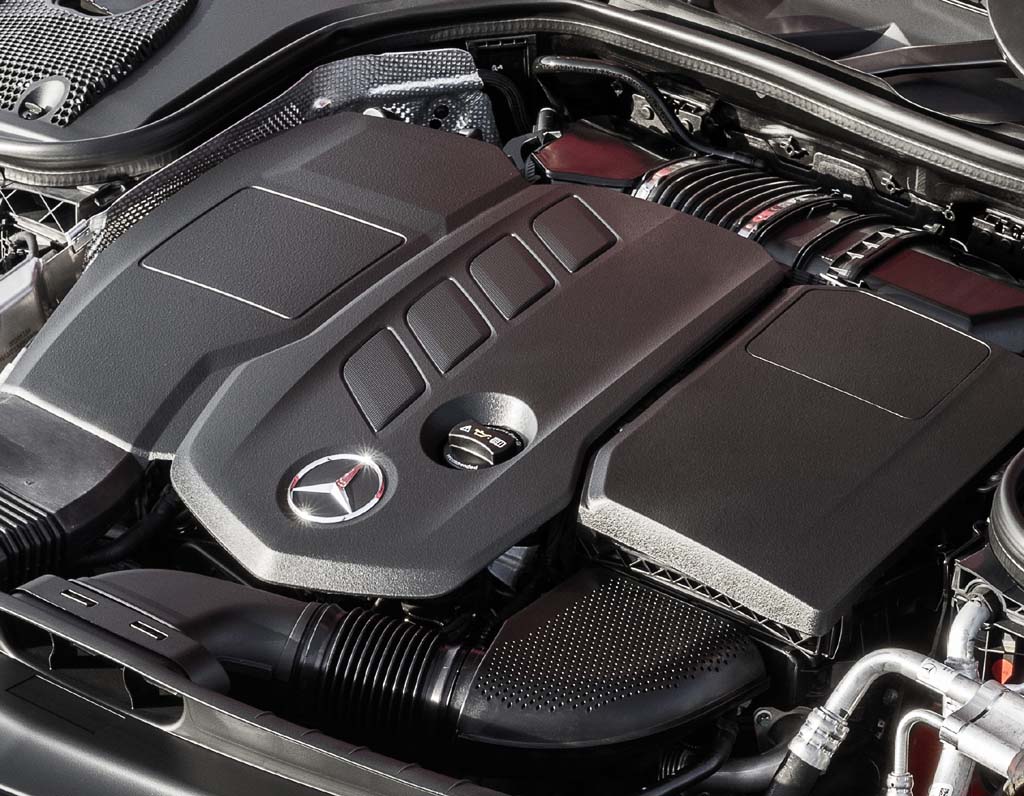 Mercedes-E-Klasse: Unter der Haube finden sich effizientere Motoren.