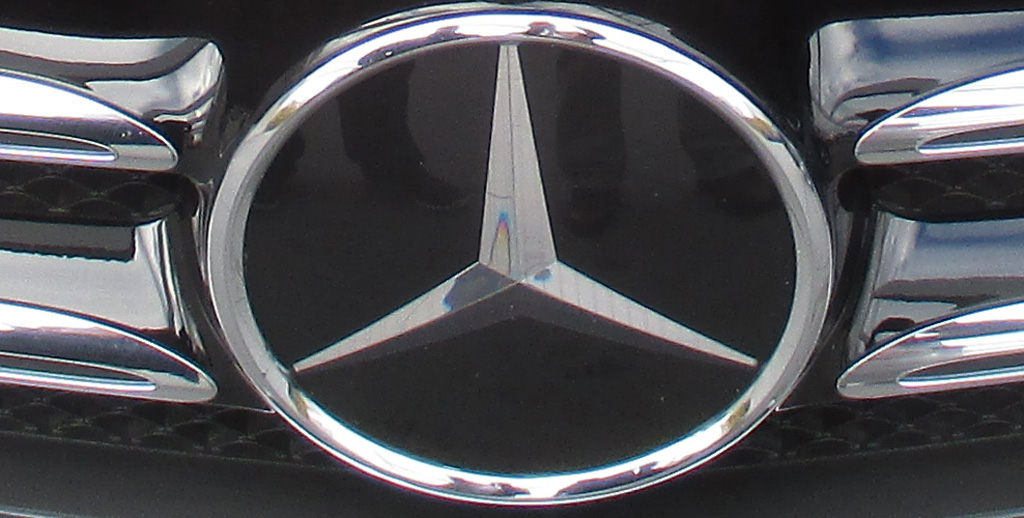Mercedes E-Klasse T-Modell: Der Markenstern prangt vorn groß im Kühlergrill.