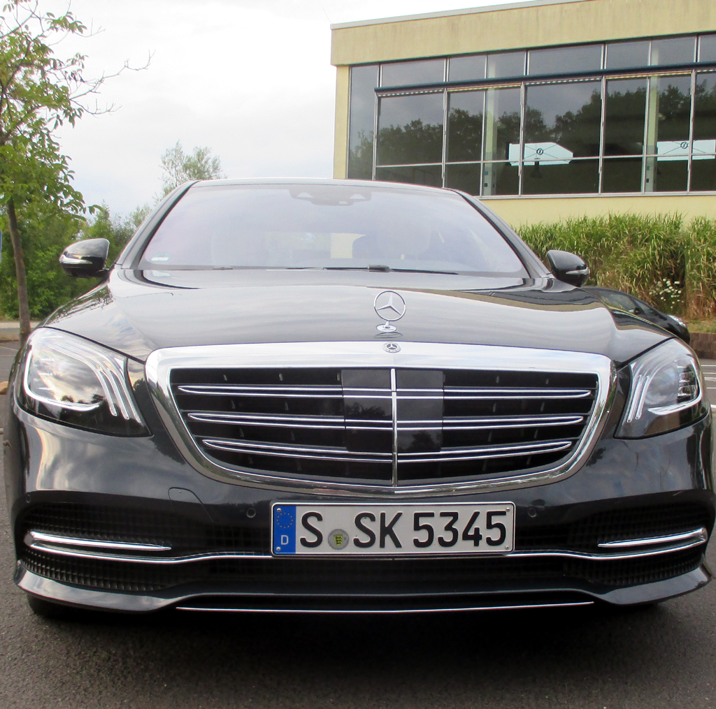 Mercedes S-Klasse: Blick auf die Frontpartie. Fotos: Koch