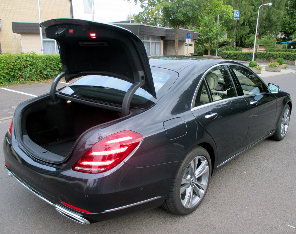 Mercedes S-Klasse: Das Gepäckabteil fasst bis zu 530 Liter.