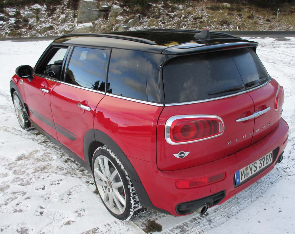 Mini John Cooper Works Clubman: Heck-/Seitenansicht.