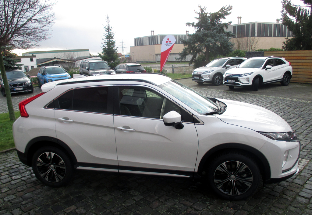 Mitsubishi Eclipse Cross: Und so sieht der fünftürige Fünfsitzer von der Seite aus.