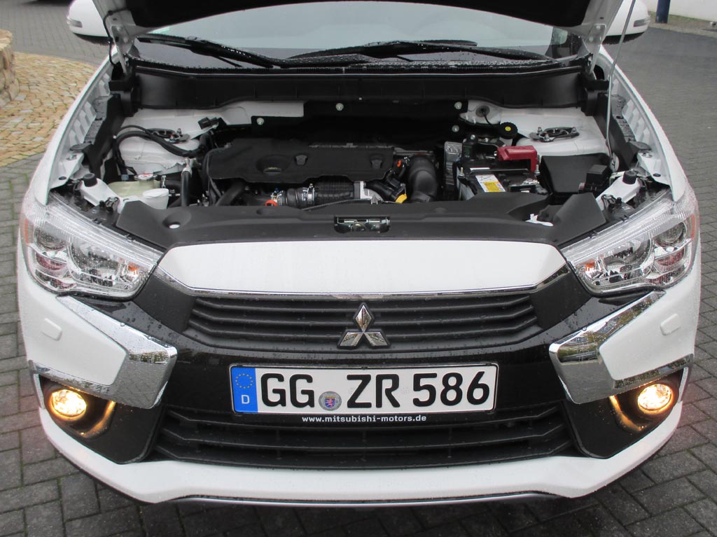 Mitsubishi ASX: Blick unter die Haube. Drei Motoren stehen zur Wahl.