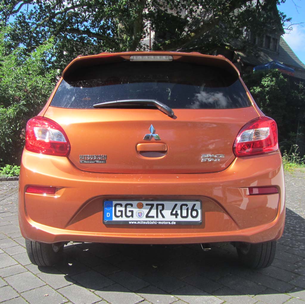 Mitsubishi Space Star: Blick auf die Heckpartie.