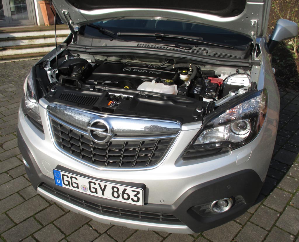 Opel Mokka: Blick unter die Haube auf den 1,6-Liter-Selbstzünder.