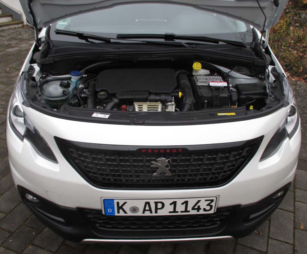 Peugeot 2008: Blick unter die Haube auf den 1,6-Liter-Selbstzünder.