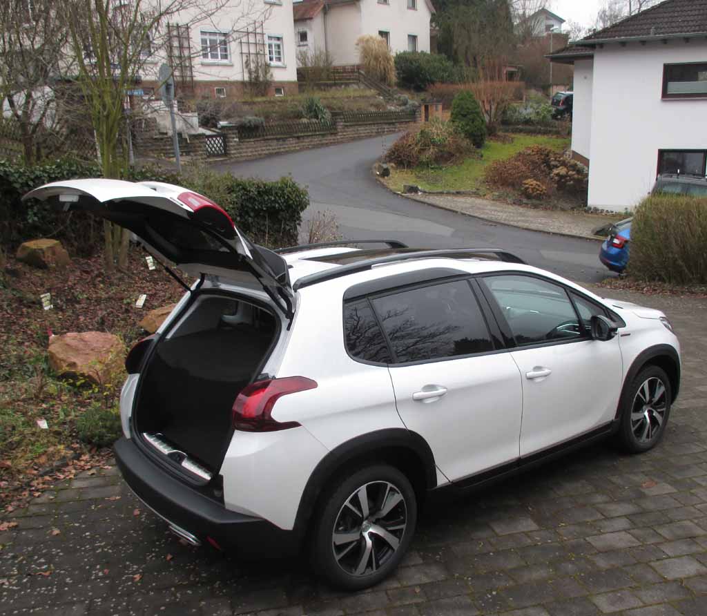 Peugeot 2008: Das Gepäckabteil fasst 360 bis 1194 Liter.