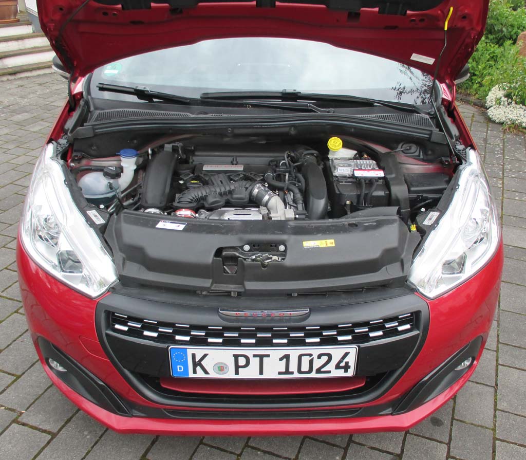 Peugeot 208 GTi by Peugeot Sport: Blick auf den 1,6-Liter-Turbobenziner.