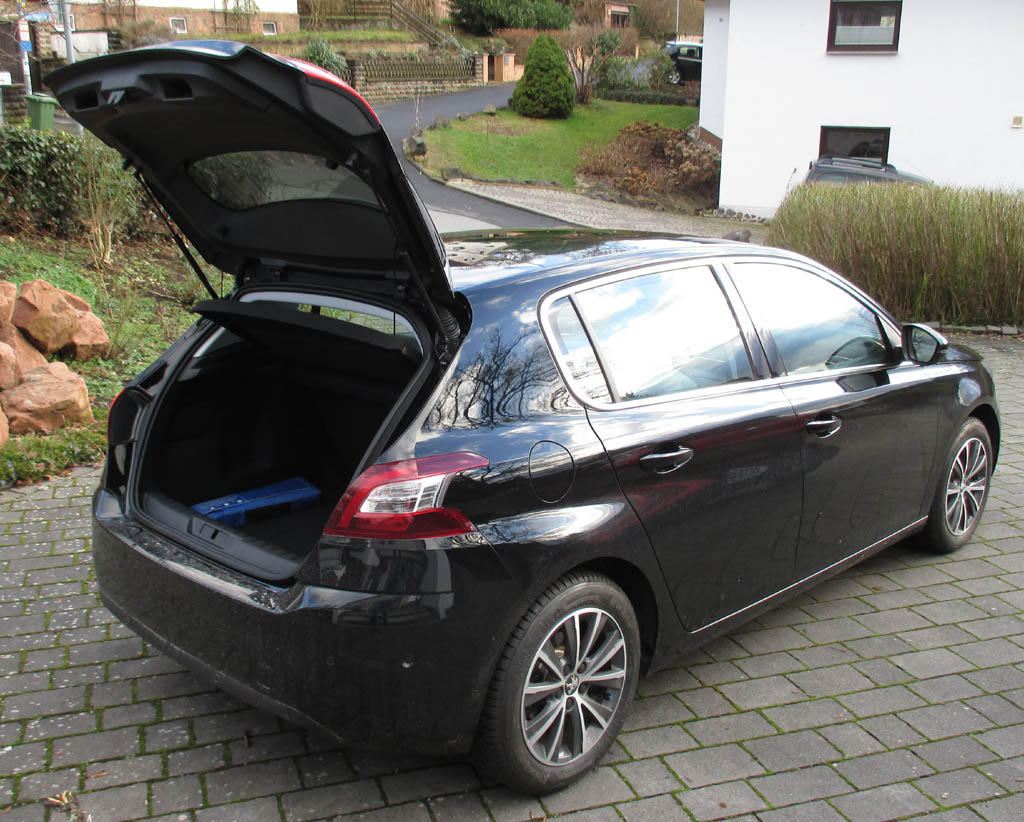 Peugeot 308: Das Gepäckabteil fasst 470 bis 1309 Liter.